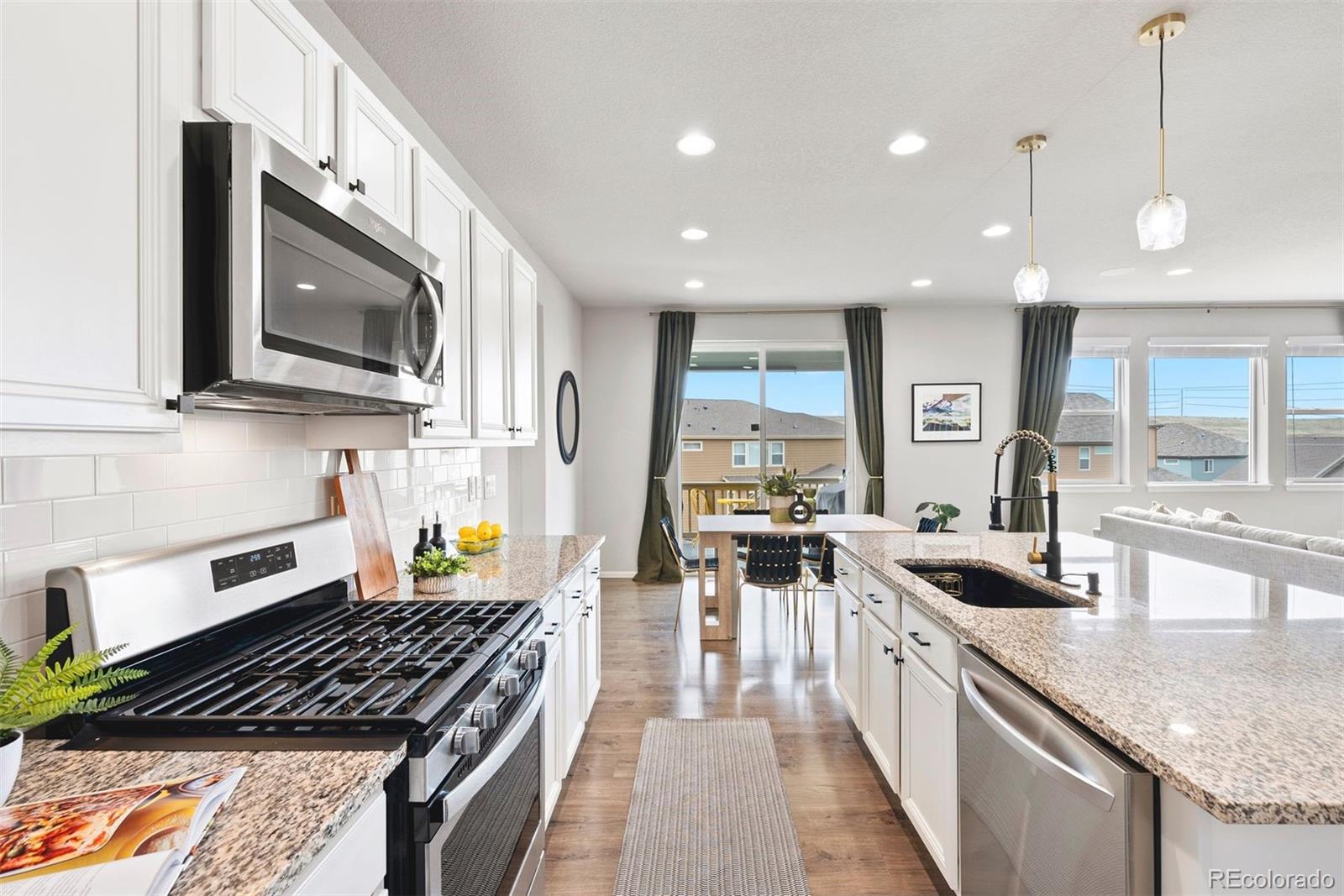 MLS Image #12 for 17949 w 94th drive,arvada, Colorado