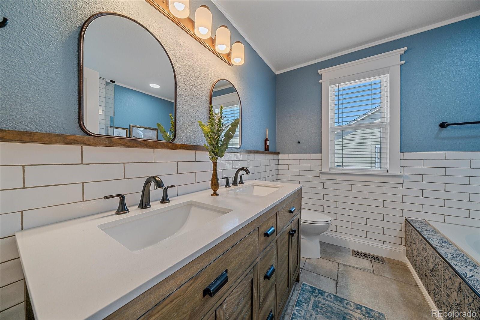 MLS Image #15 for 10329  ravenswood lane,highlands ranch, Colorado