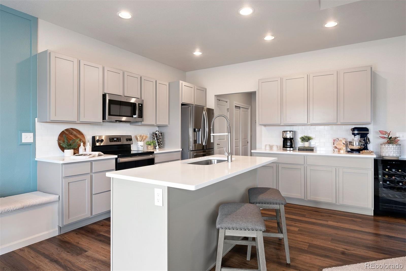 MLS Image #5 for 729 s depot drive,milliken, Colorado