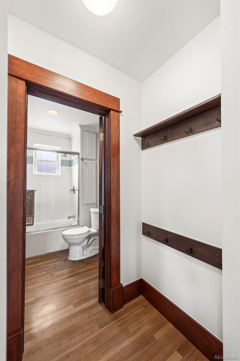 MLS Image #13 for 380 s ivy street,denver, Colorado