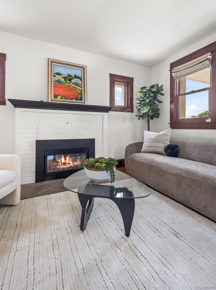 MLS Image #6 for 380 s ivy street,denver, Colorado