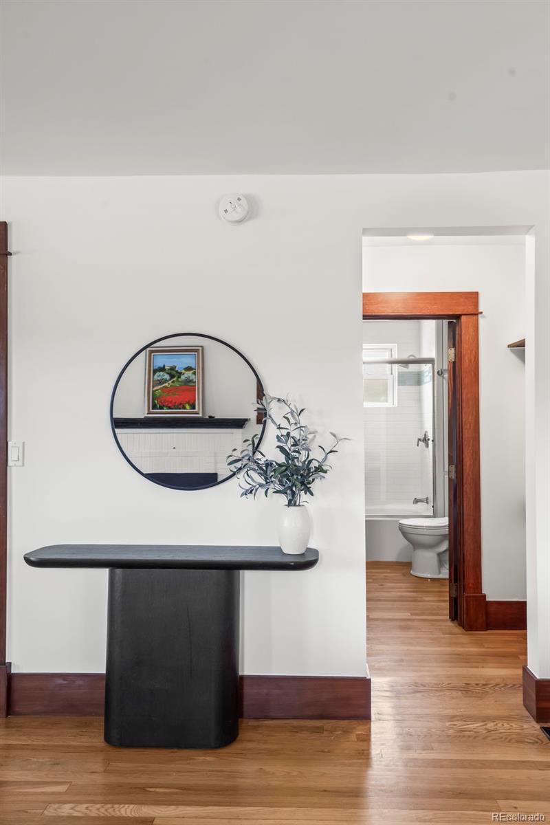 MLS Image #8 for 380 s ivy street,denver, Colorado