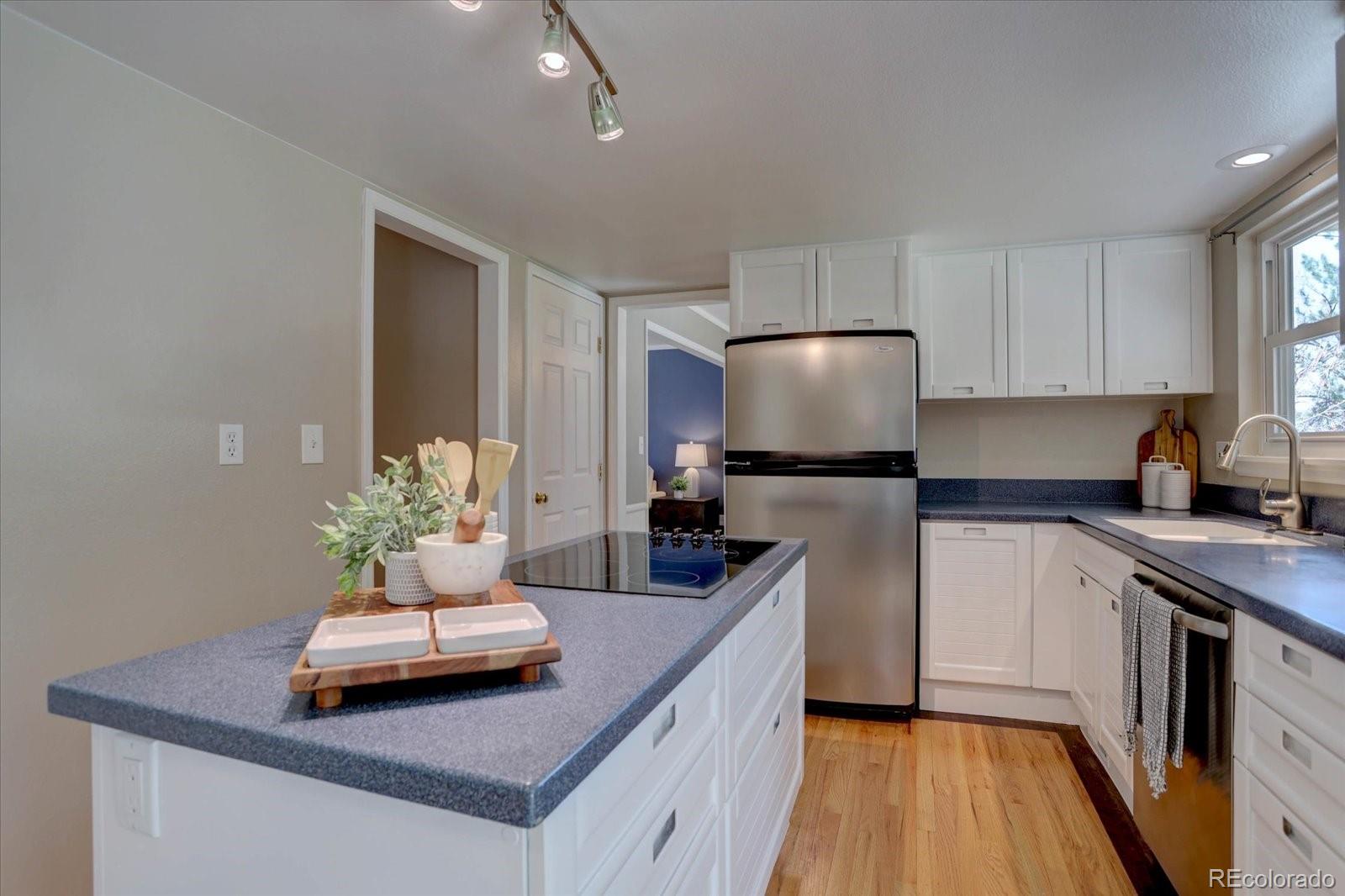 MLS Image #10 for 6719 e costilla circle,centennial, Colorado