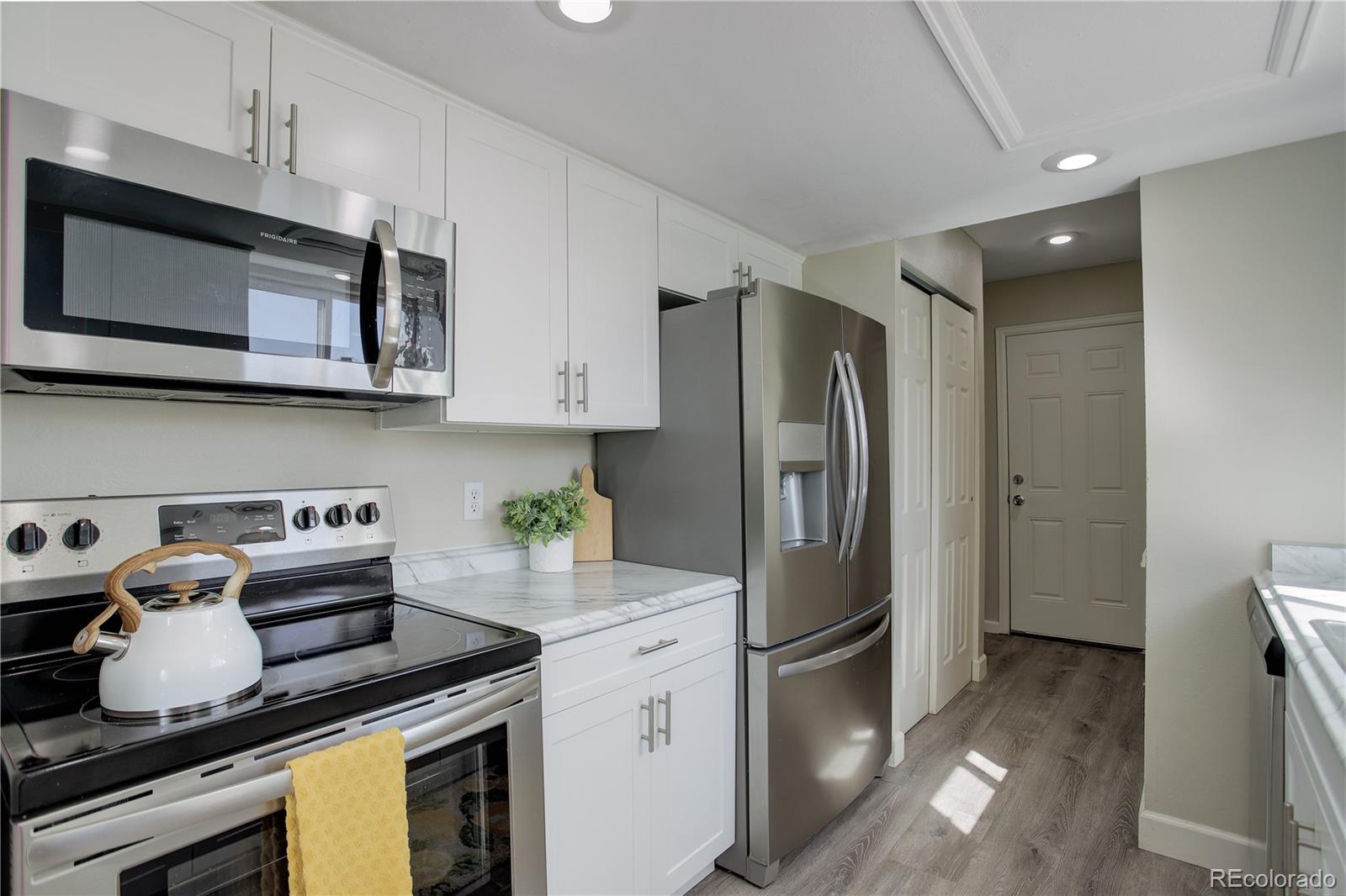 MLS Image #5 for 10722  parfet street,broomfield, Colorado