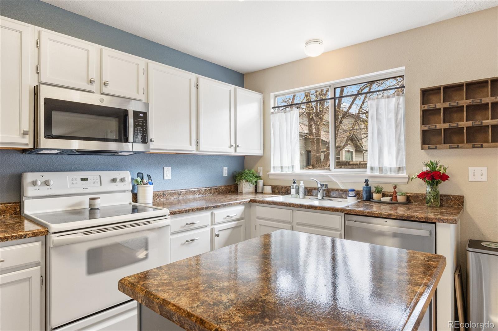 MLS Image #11 for 17932 e brunswick place,aurora, Colorado