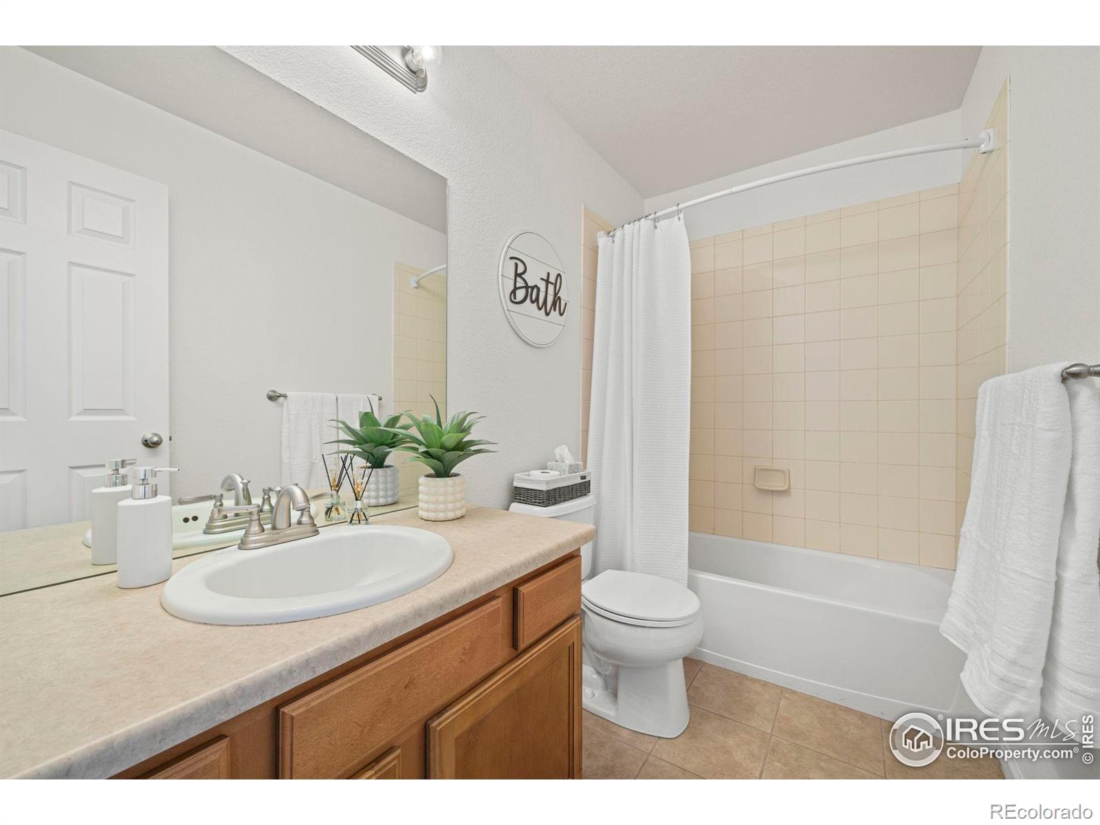 MLS Image #28 for 453  harbor court,windsor, Colorado