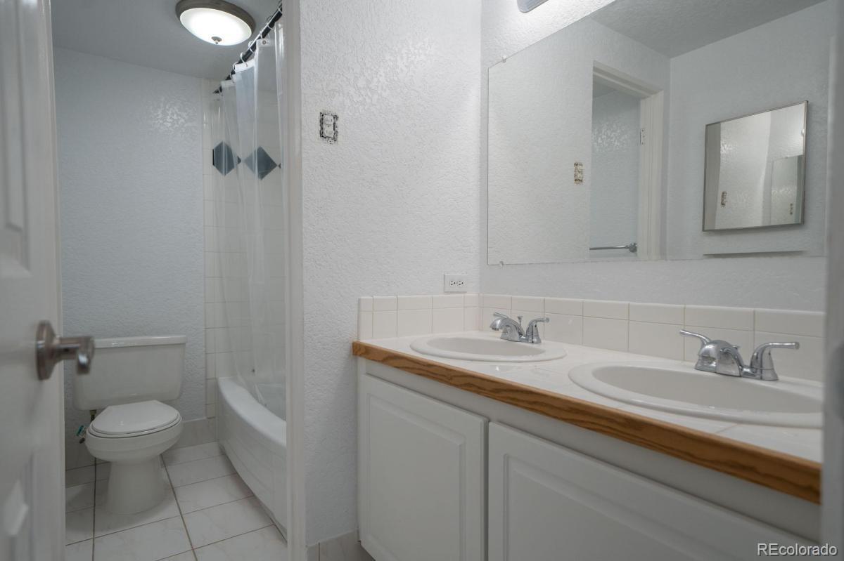 MLS Image #9 for 655 n pearl street 208,denver, Colorado