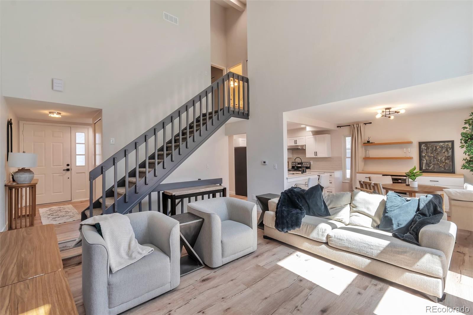 MLS Image #10 for 12561 e cornell circle,aurora, Colorado