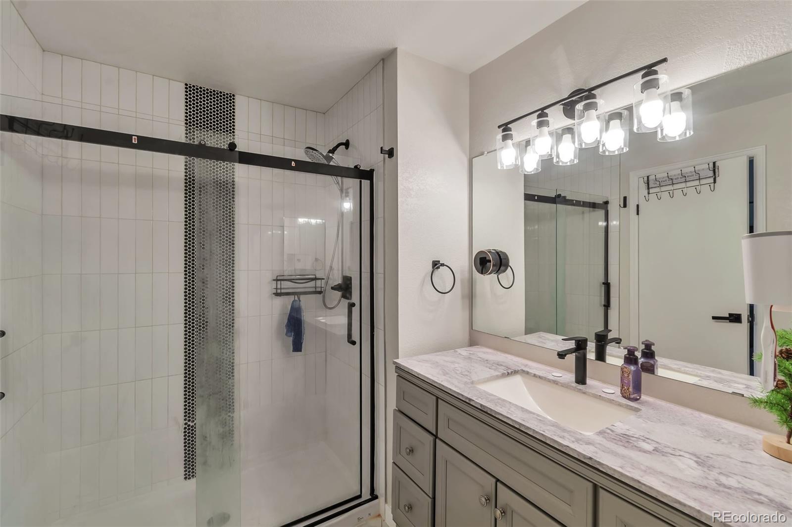 MLS Image #17 for 12561 e cornell circle,aurora, Colorado