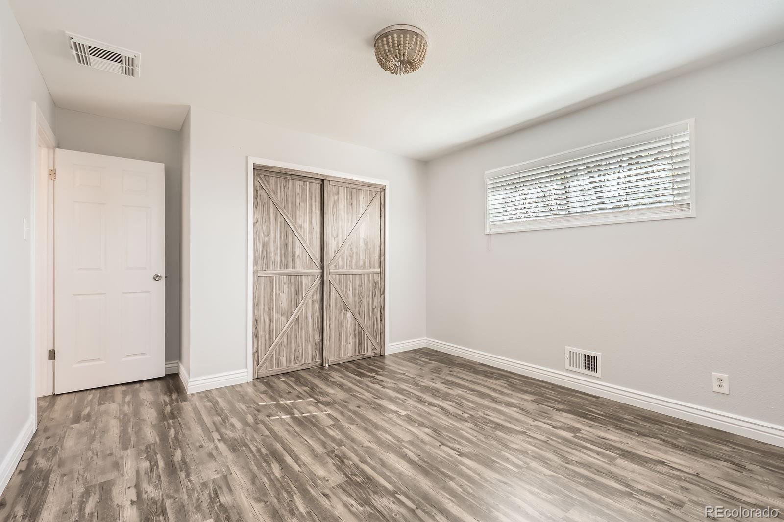 MLS Image #11 for 7131  larsh drive,denver, Colorado
