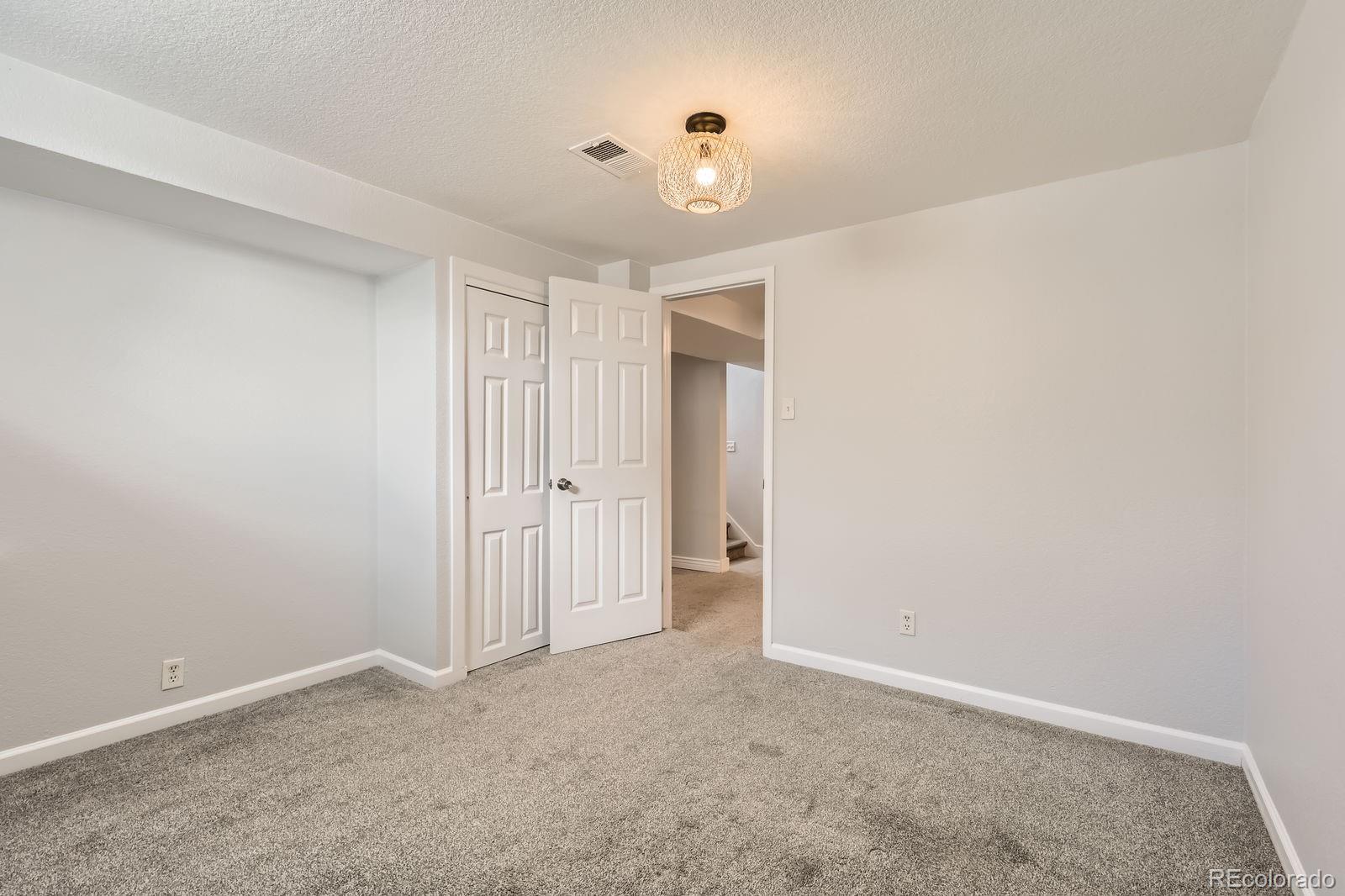 MLS Image #17 for 7131  larsh drive,denver, Colorado
