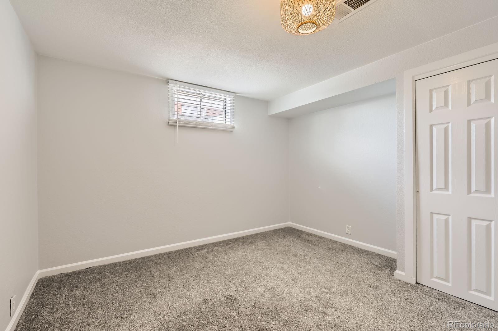 MLS Image #19 for 7131  larsh drive,denver, Colorado