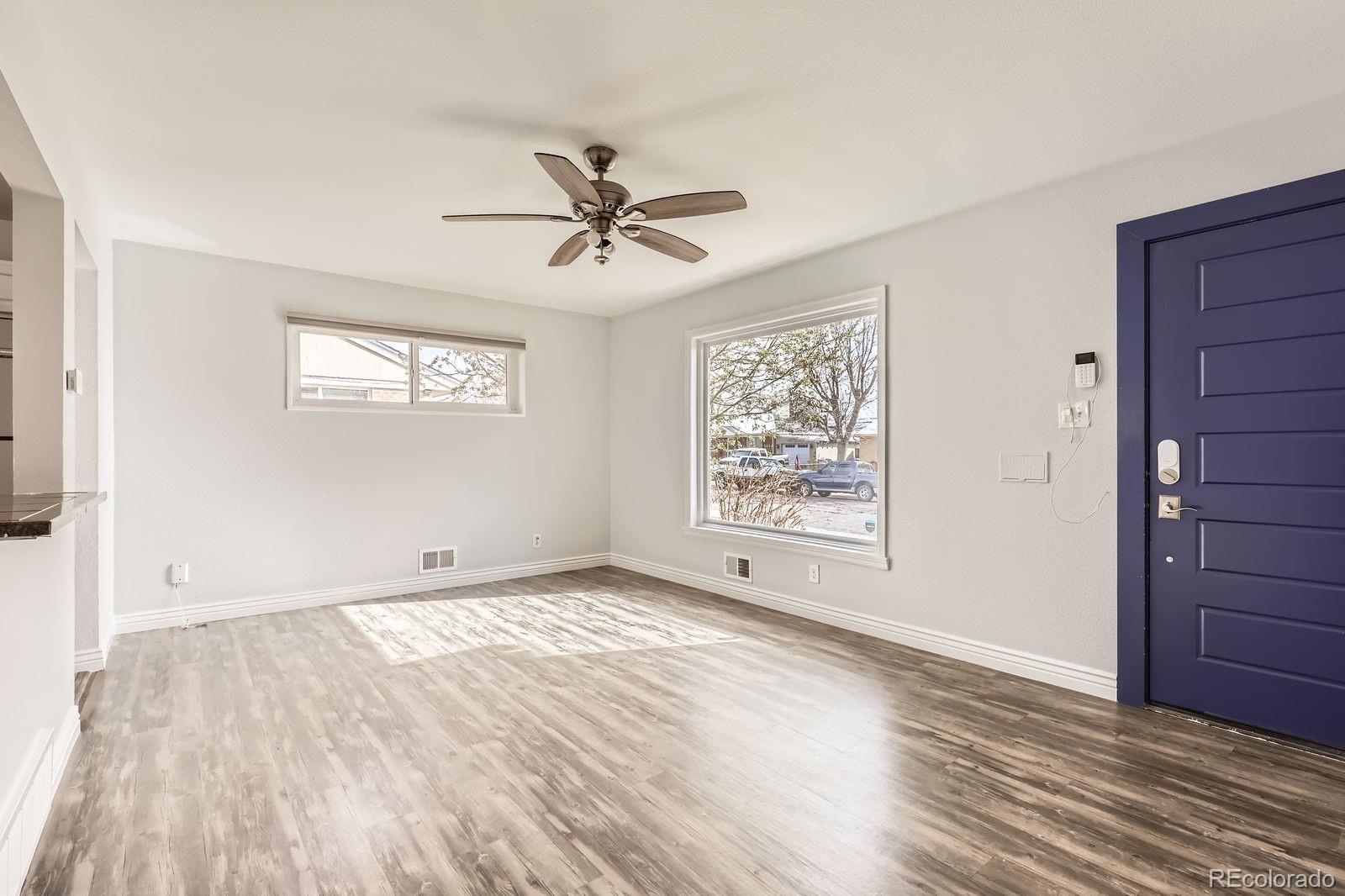 MLS Image #4 for 7131  larsh drive,denver, Colorado