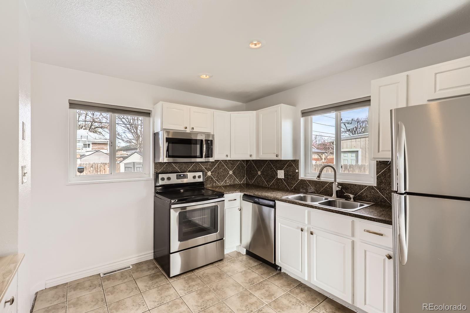 MLS Image #6 for 7131  larsh drive,denver, Colorado