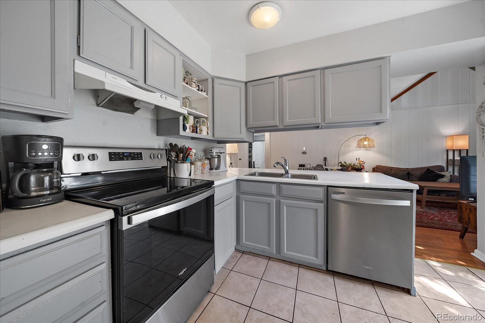 MLS Image #10 for 2463 s xanadu way,aurora, Colorado