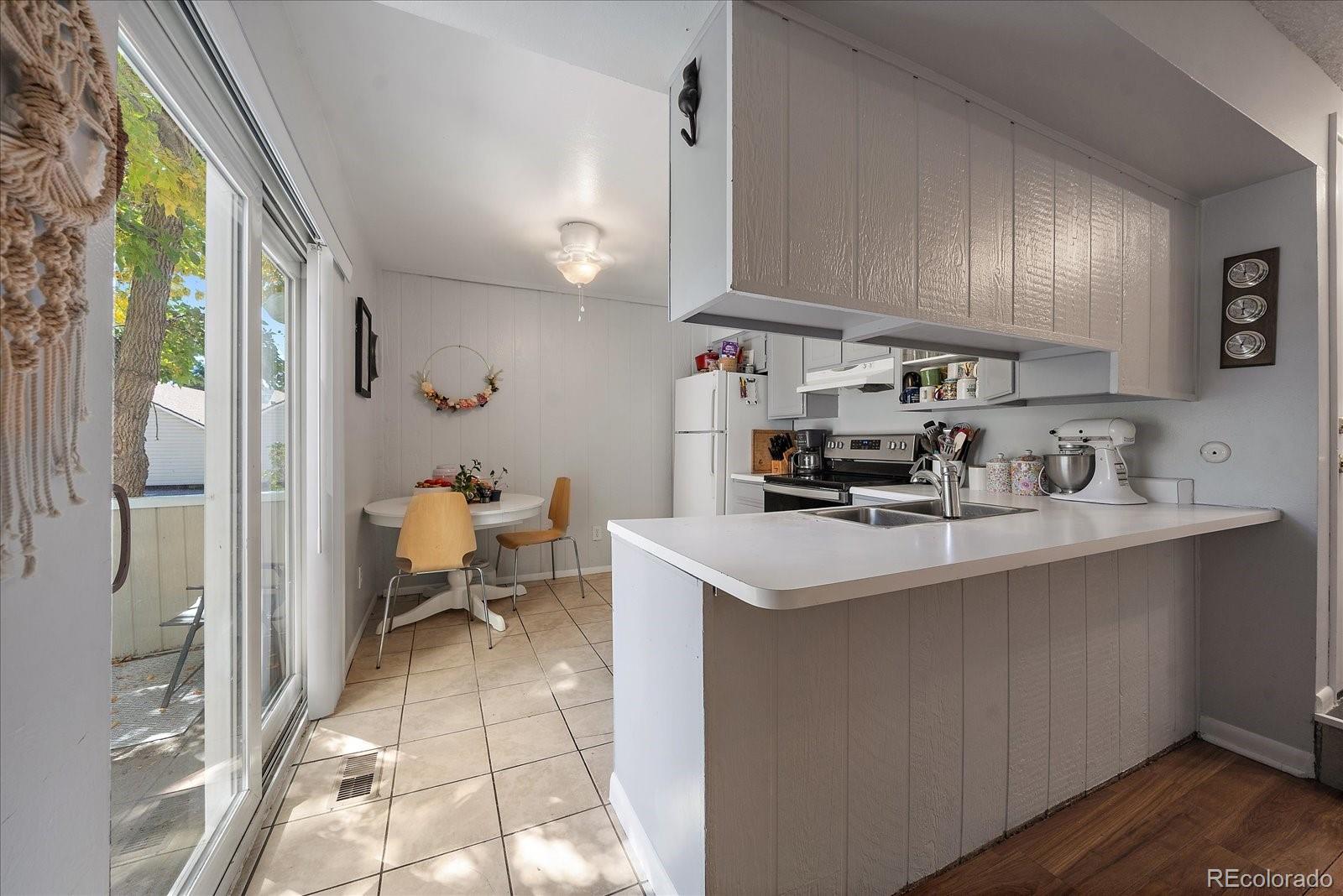 MLS Image #7 for 2463 s xanadu way,aurora, Colorado