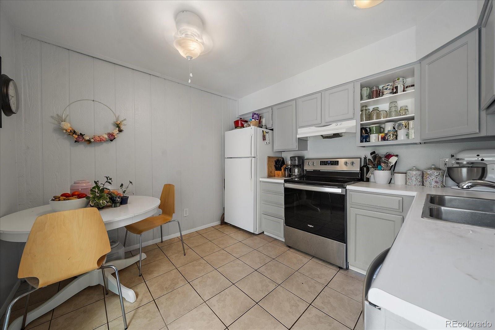 MLS Image #8 for 2463 s xanadu way,aurora, Colorado