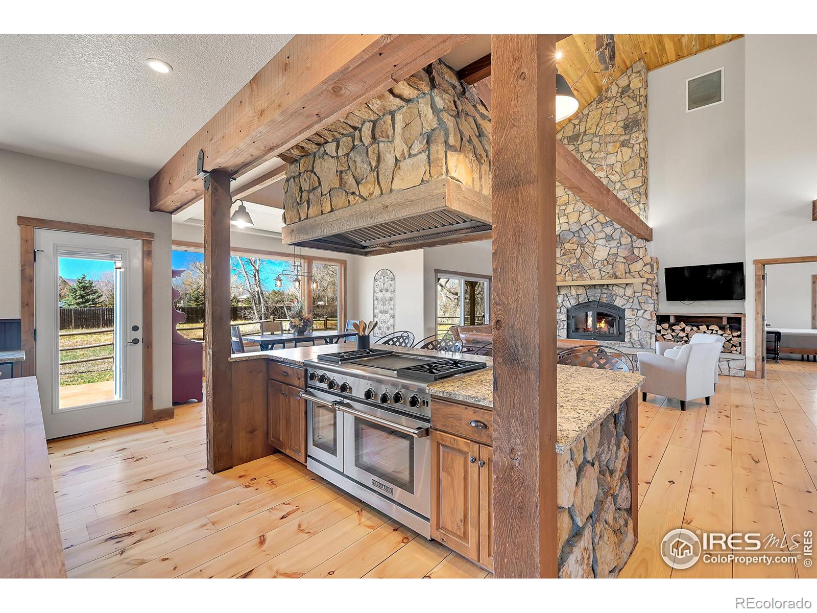 MLS Image #12 for 1601 n shields street,fort collins, Colorado