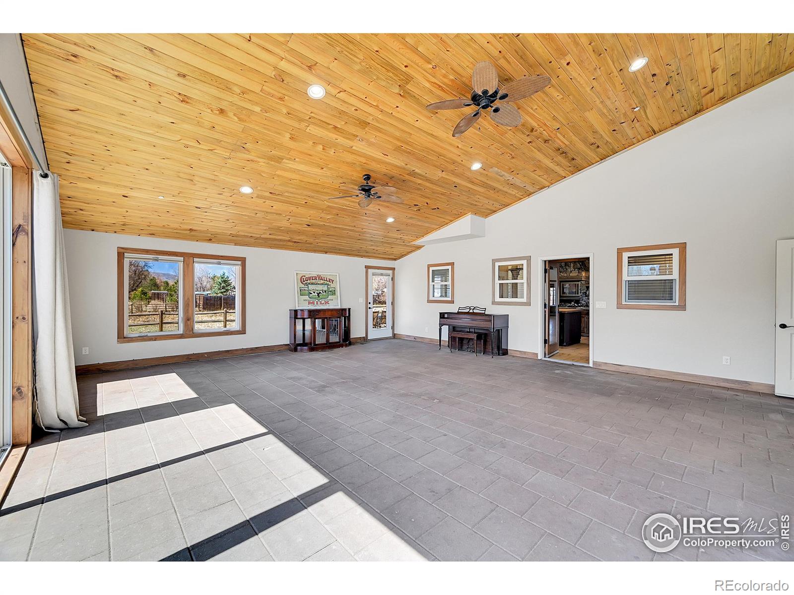 MLS Image #17 for 1601 n shields street,fort collins, Colorado