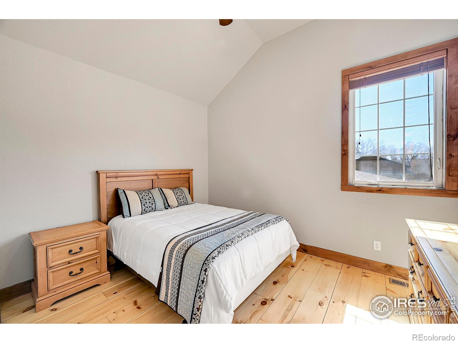 MLS Image #19 for 1601 n shields street,fort collins, Colorado