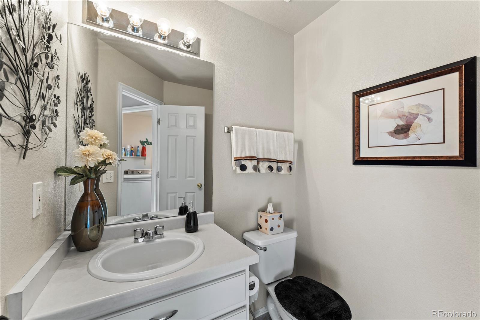 MLS Image #11 for 18734 e linvale place,aurora, Colorado