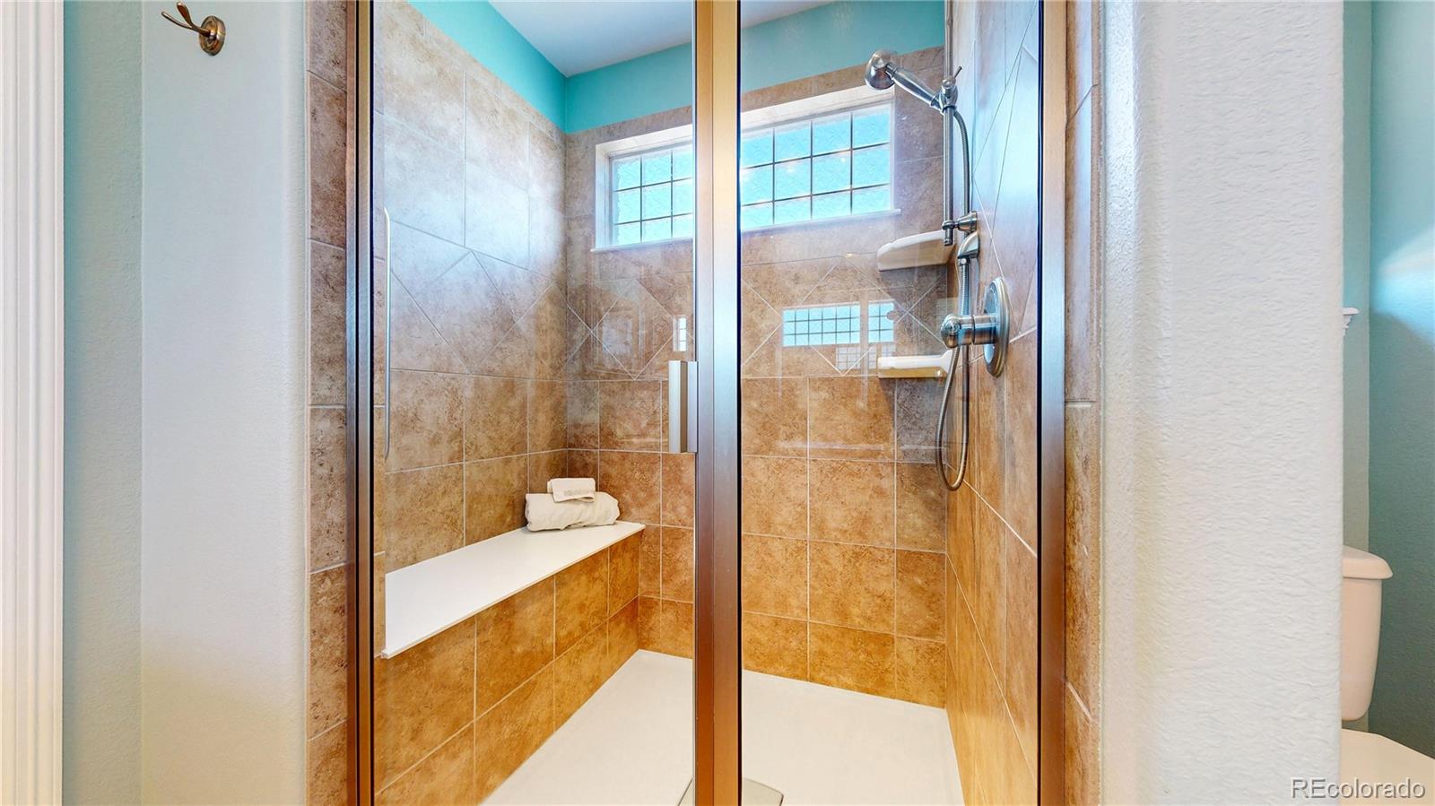 MLS Image #20 for 8199 w 67th avenue,arvada, Colorado