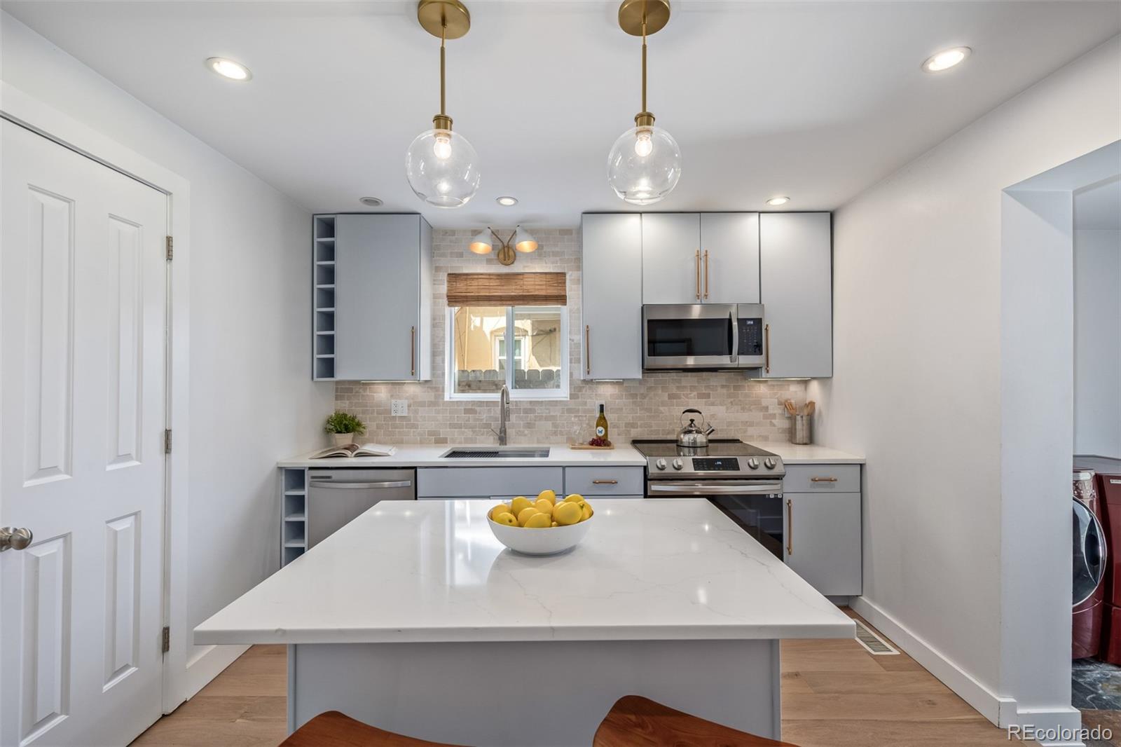 MLS Image #10 for 3050 n marion street,denver, Colorado