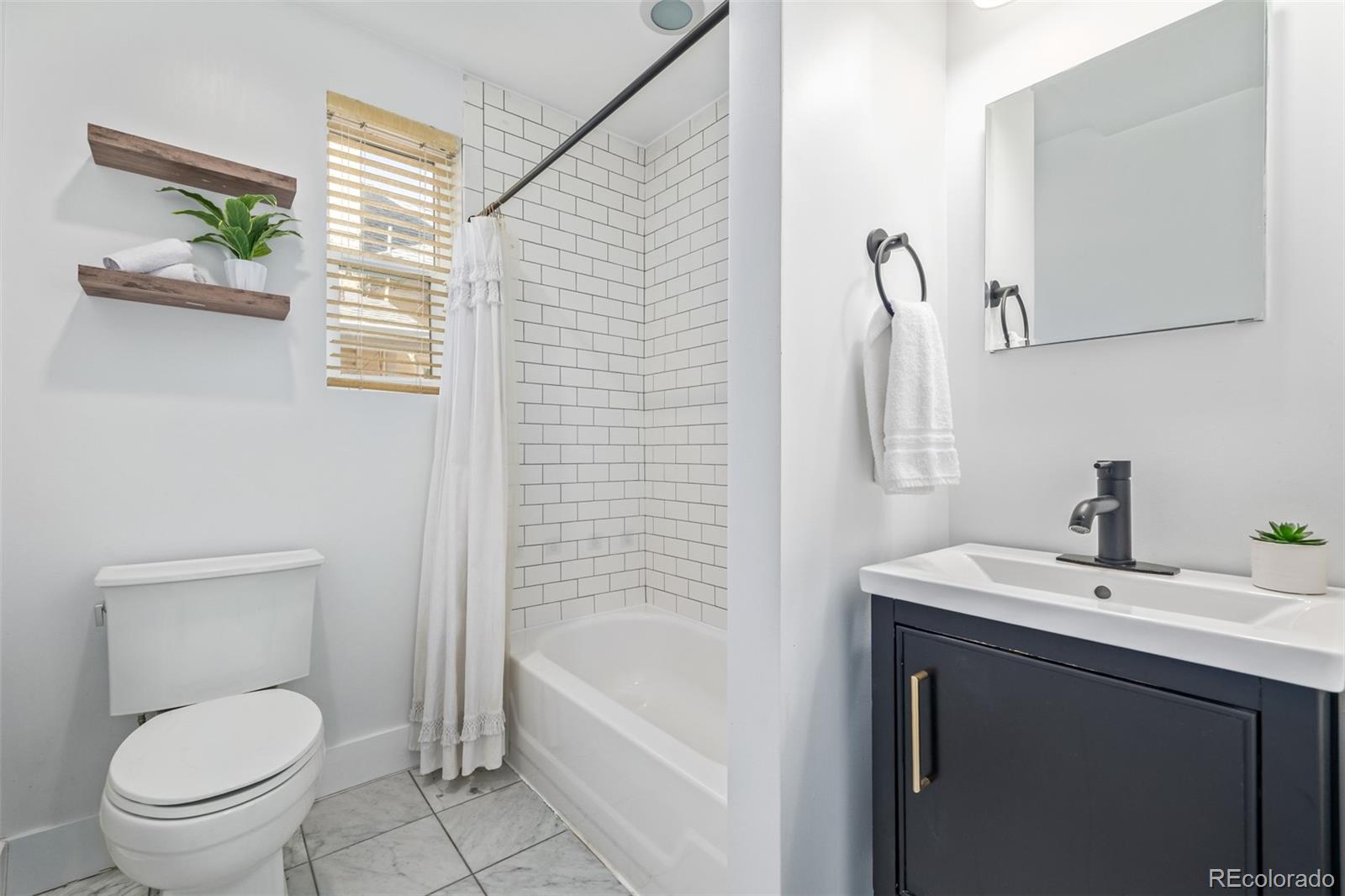 MLS Image #15 for 3050 n marion street,denver, Colorado