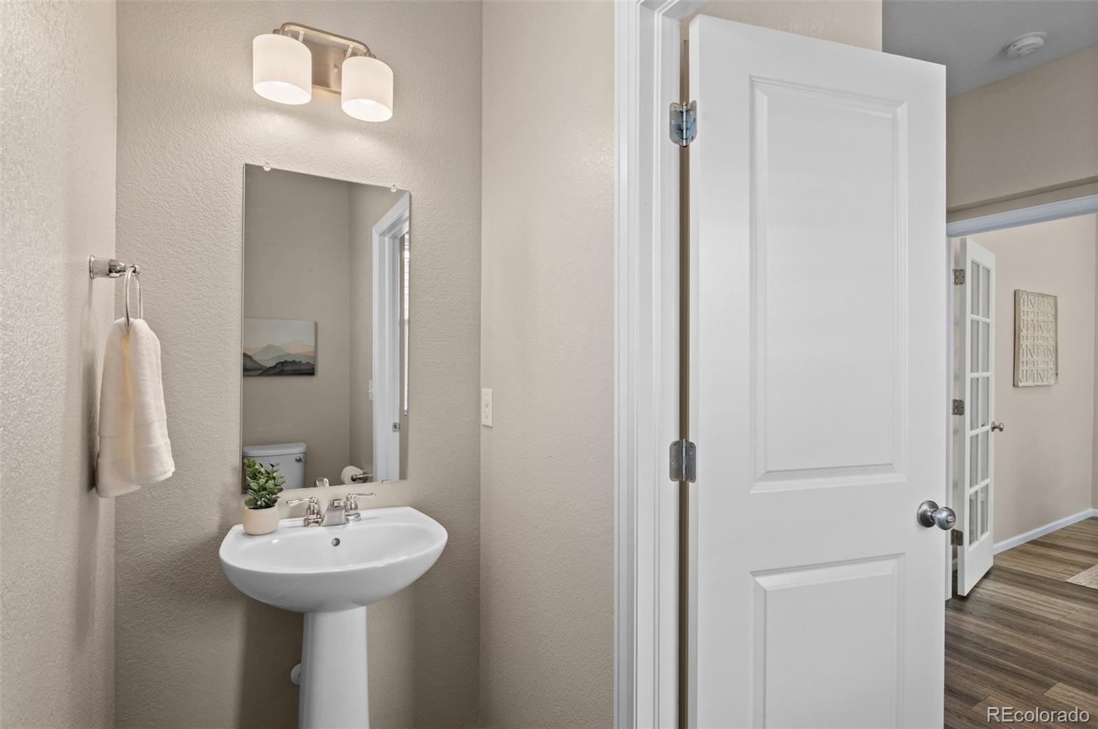 MLS Image #11 for 21210 e radcliff place,aurora, Colorado