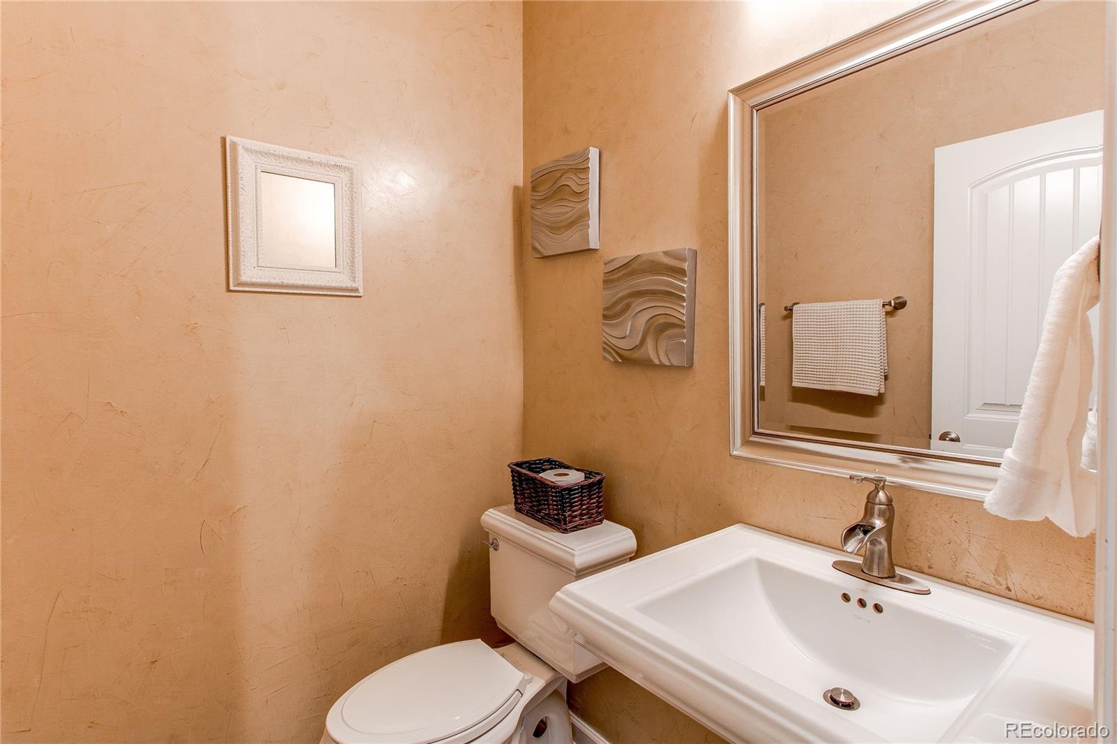 MLS Image #9 for 6488 s kewaunee way,aurora, Colorado