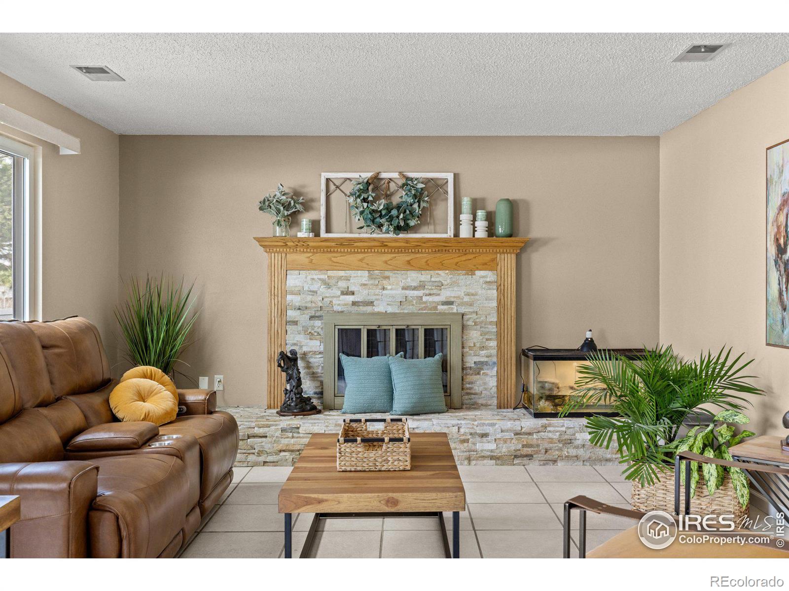 MLS Image #13 for 2060  39th avenue,greeley, Colorado