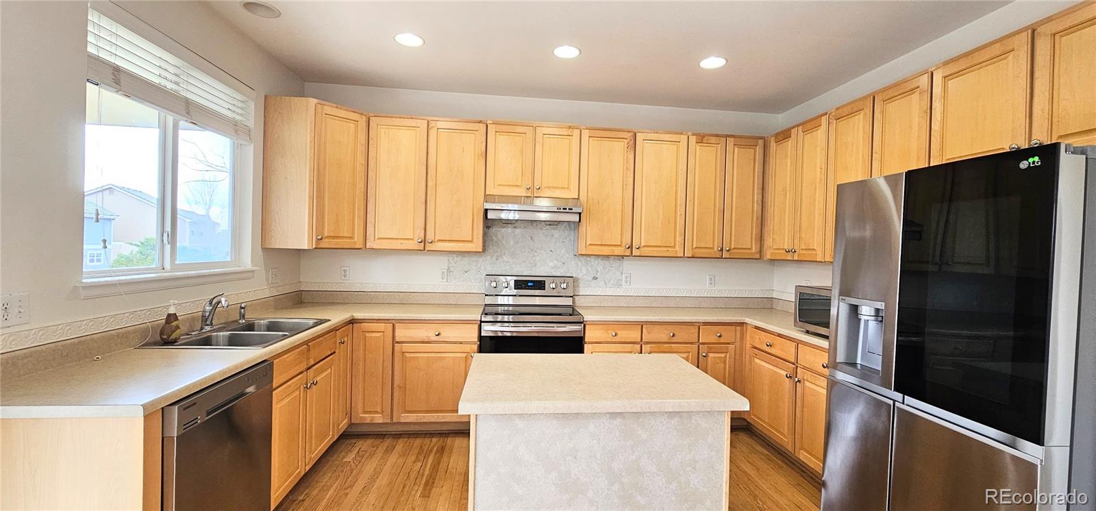 MLS Image #11 for 6171 s salida court,aurora, Colorado
