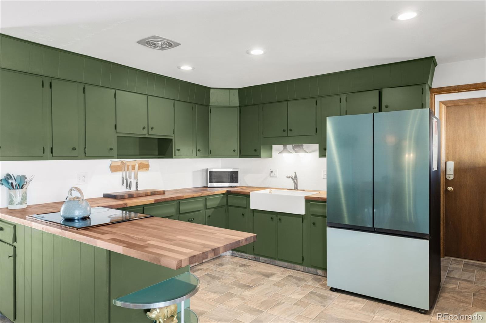 MLS Image #14 for 7053  cody drive,arvada, Colorado