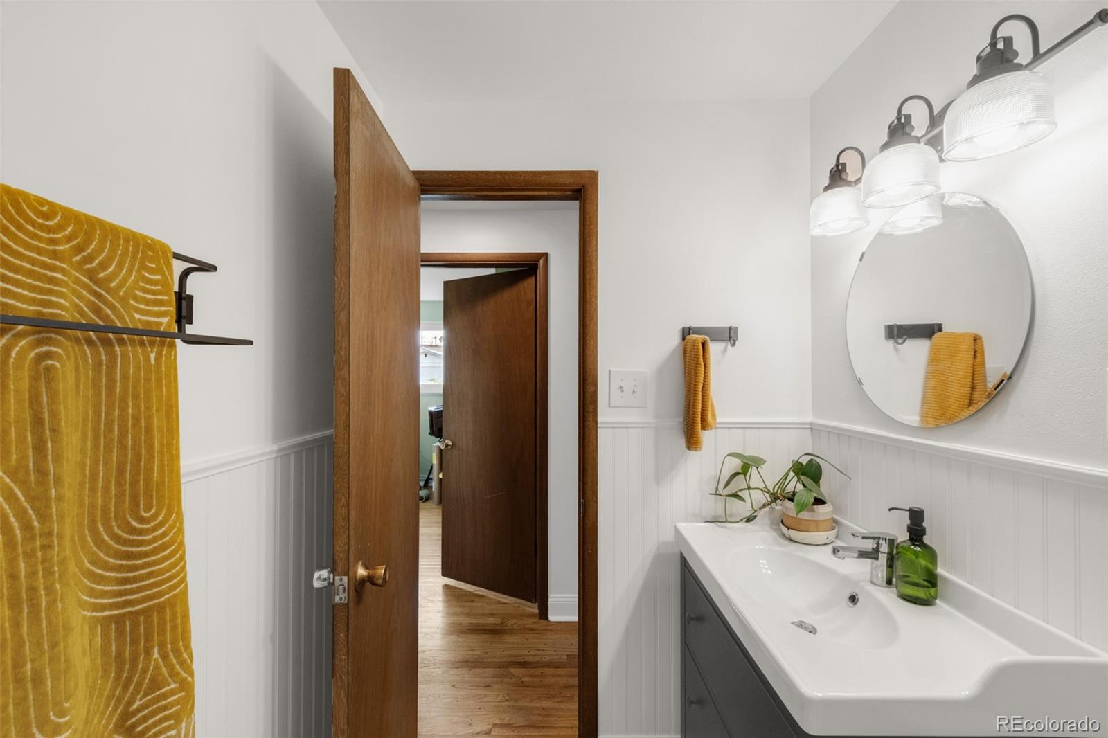 MLS Image #16 for 7053  cody drive,arvada, Colorado