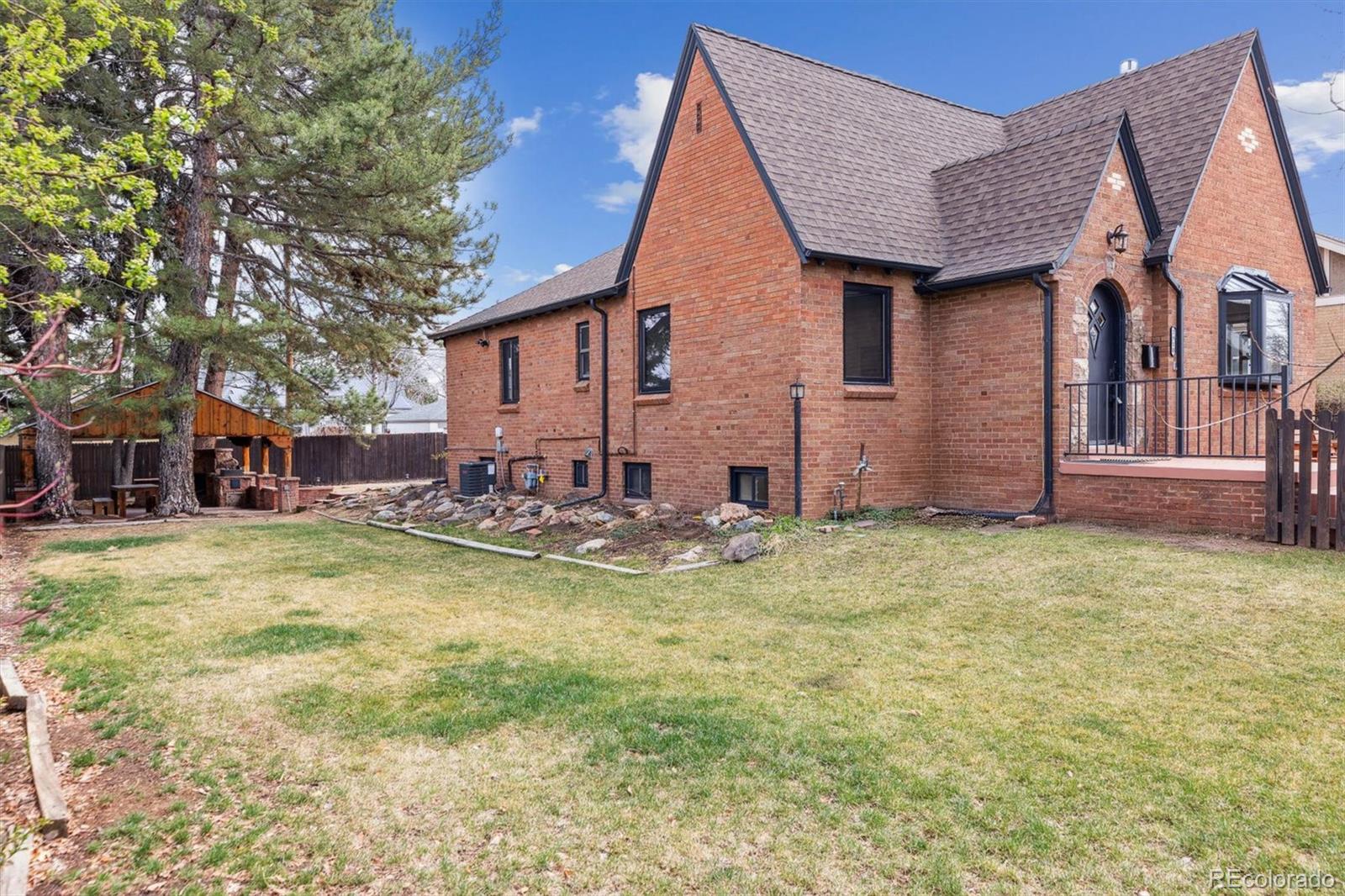 MLS Image #27 for 2910  clermont street,denver, Colorado