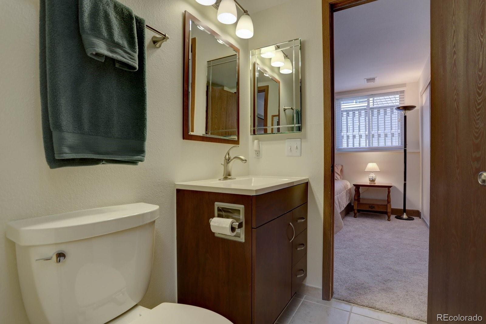 MLS Image #19 for 10127 e peakview avenue,englewood, Colorado