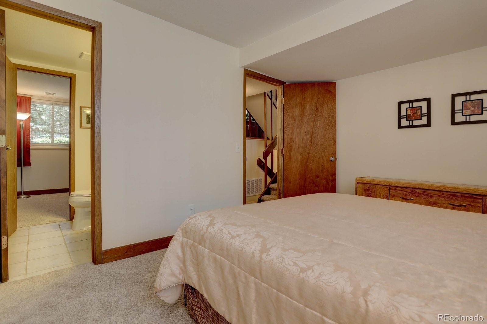 MLS Image #25 for 10127 e peakview avenue,englewood, Colorado