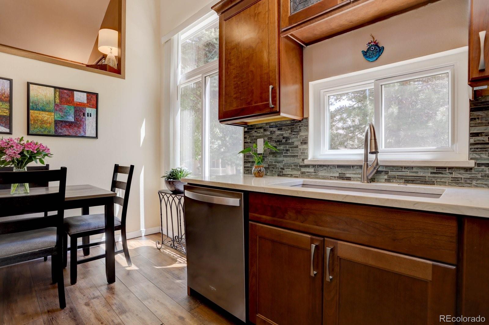 MLS Image #8 for 10127 e peakview avenue,englewood, Colorado