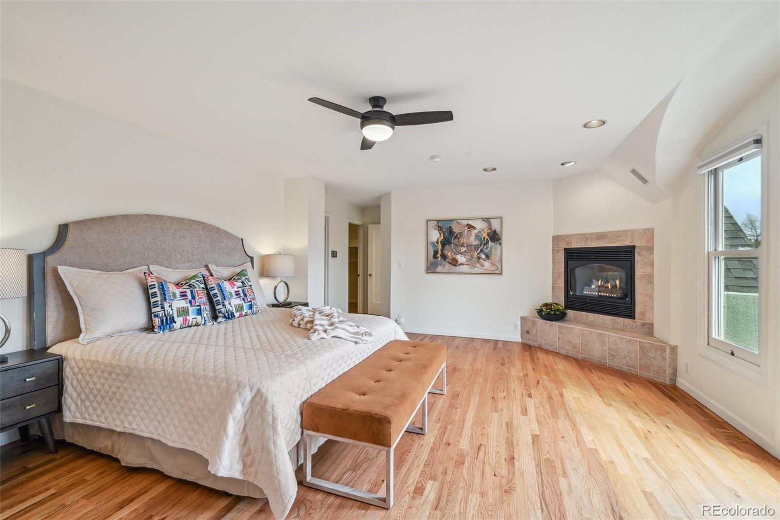 MLS Image #14 for 740  columbine street,denver, Colorado