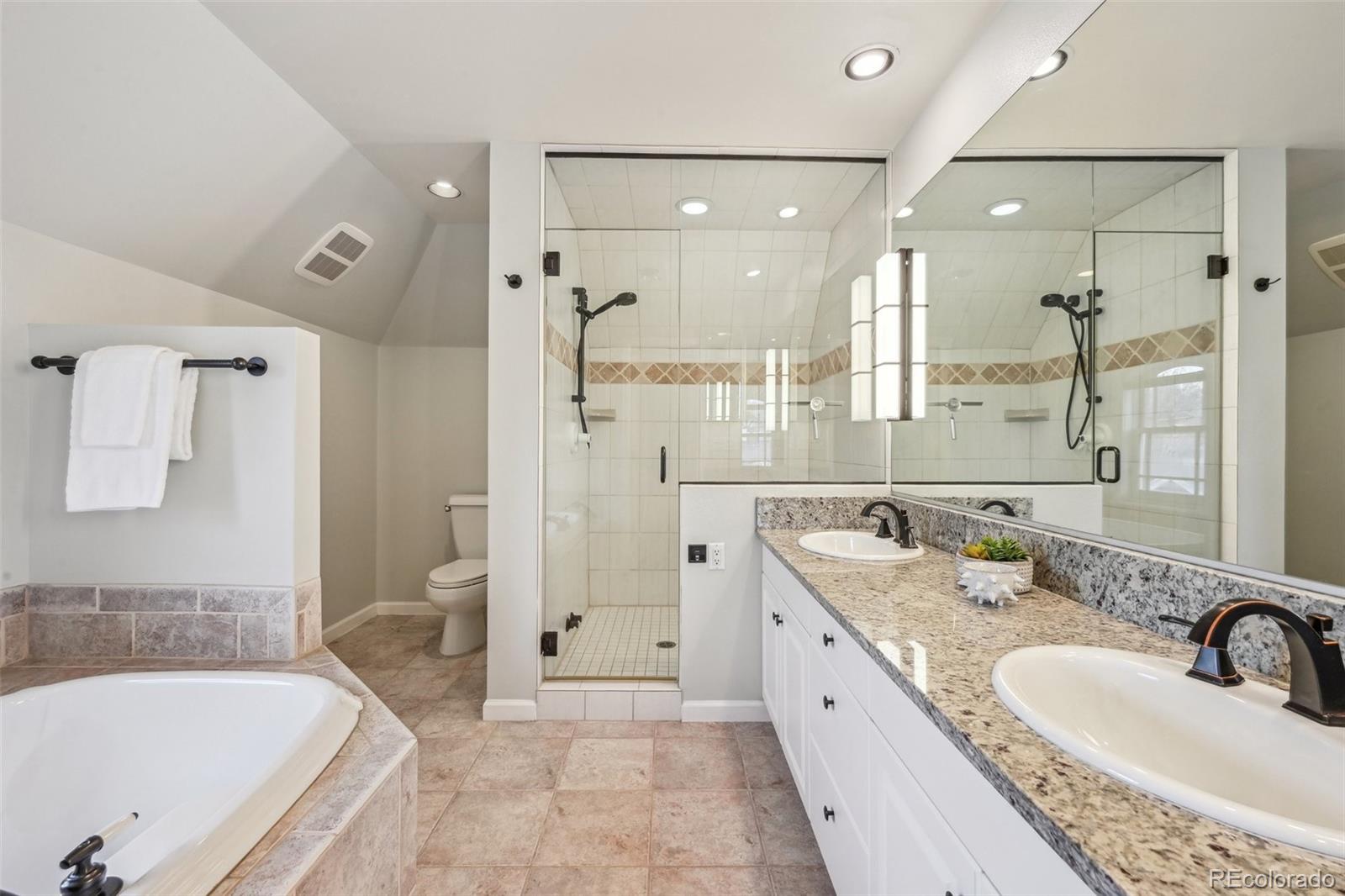 MLS Image #18 for 740  columbine street,denver, Colorado