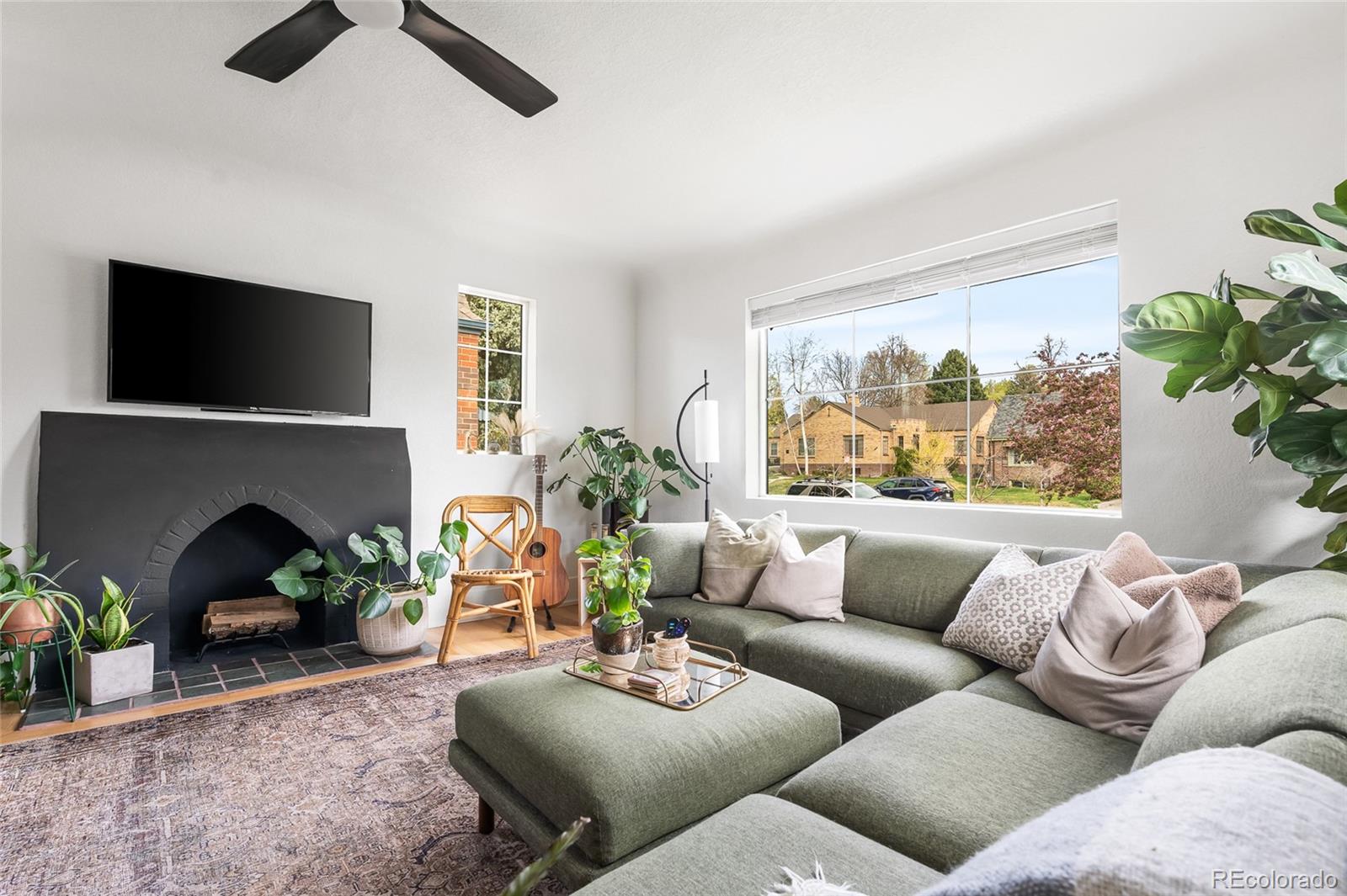 MLS Image #3 for 1561  holly street,denver, Colorado