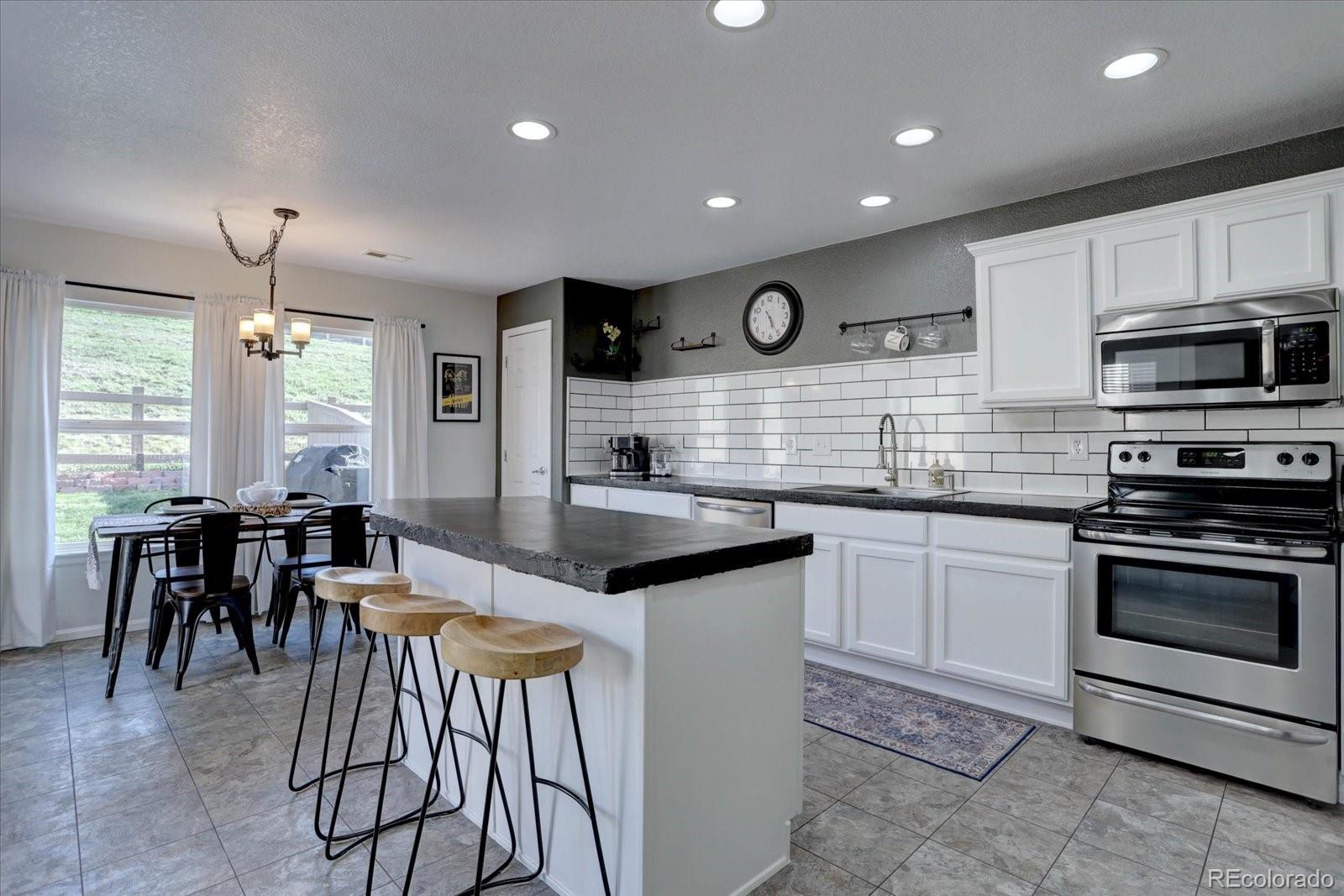 MLS Image #5 for 5936  turnstone place,castle rock, Colorado