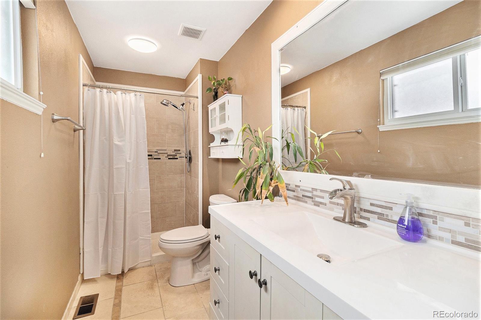 MLS Image #14 for 12418  albion street,thornton, Colorado
