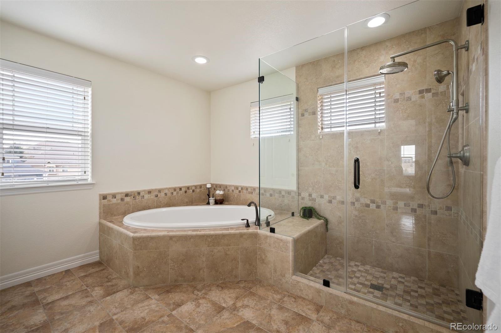 MLS Image #19 for 6276 s robertsdale court,aurora, Colorado