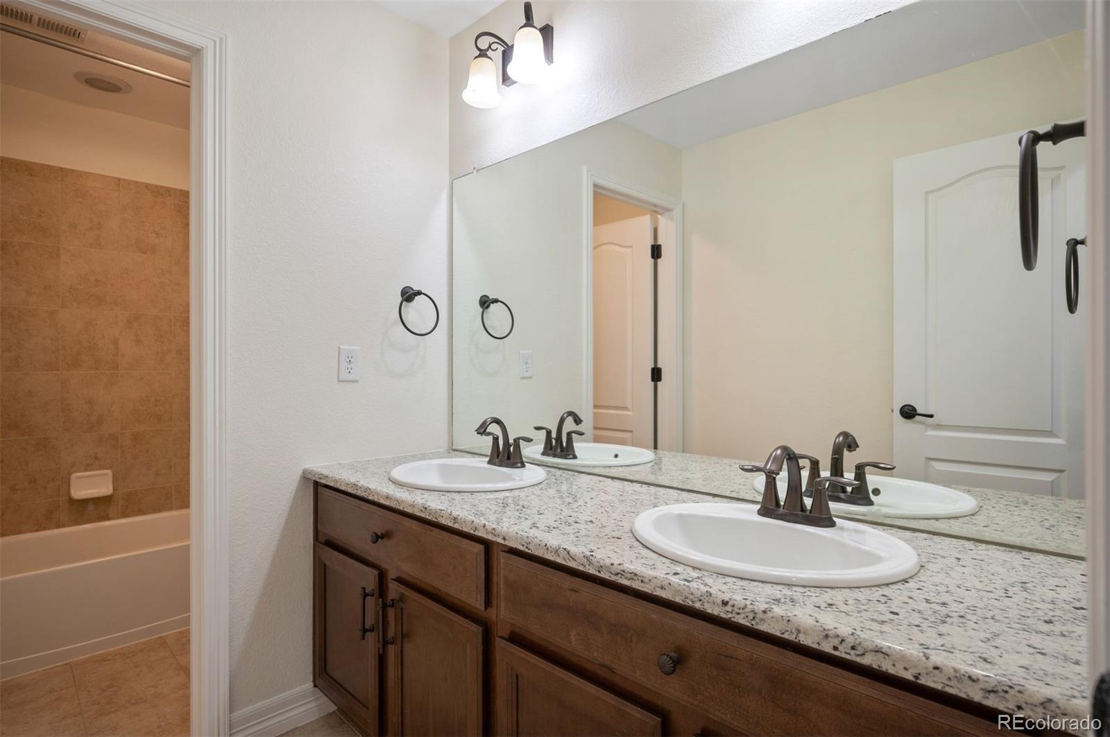 MLS Image #25 for 6276 s robertsdale court,aurora, Colorado