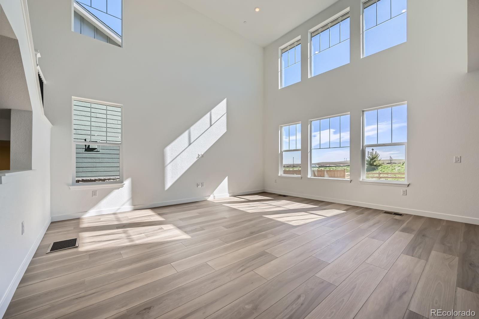 MLS Image #4 for 637  nightsky street,erie, Colorado