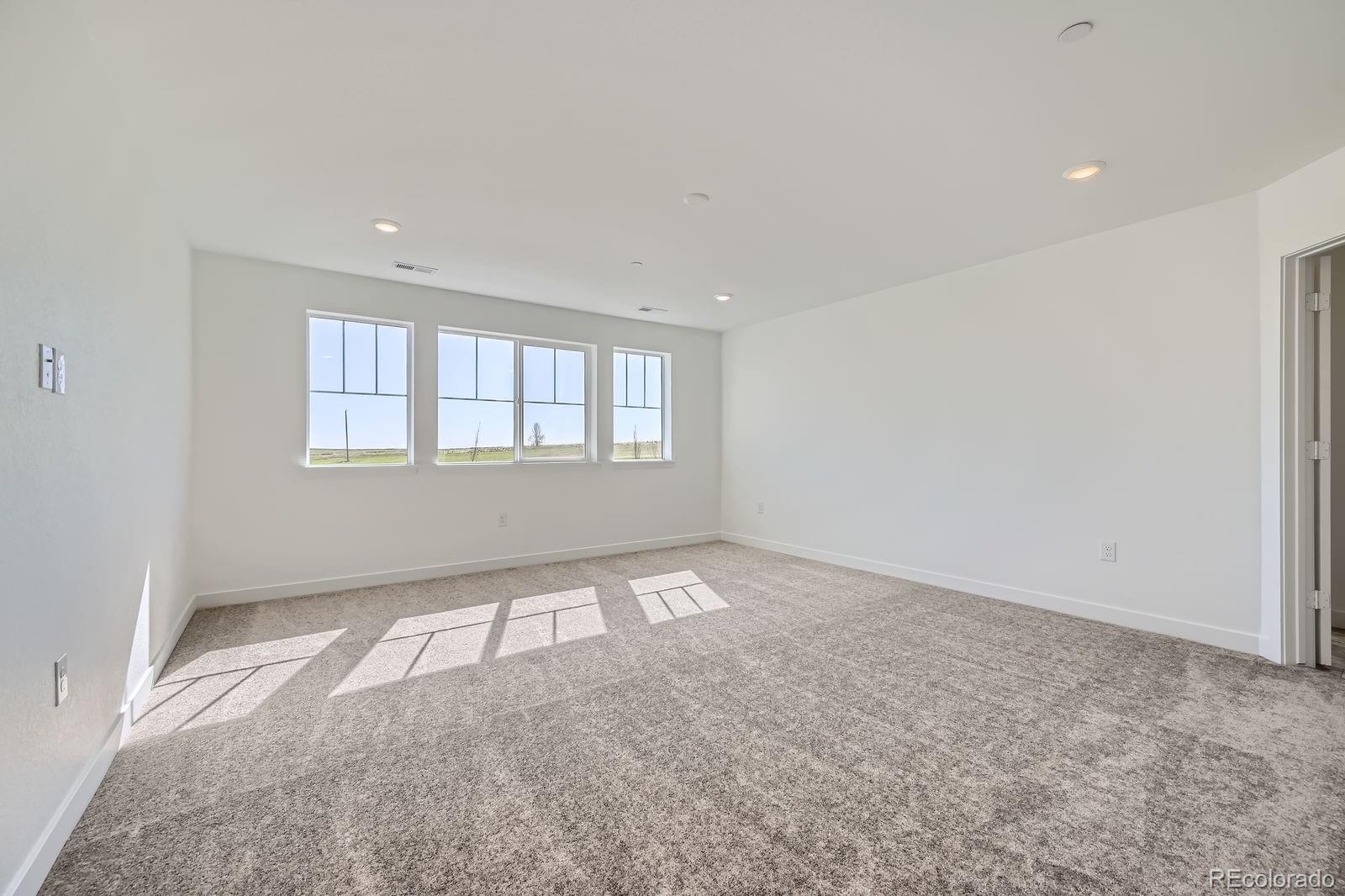 MLS Image #5 for 637  nightsky street,erie, Colorado