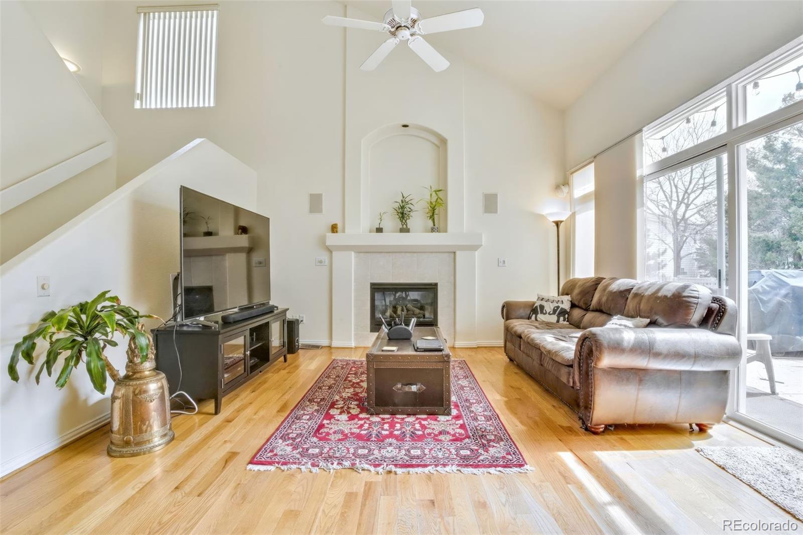 MLS Image #5 for 1011 s valentia street,denver, Colorado