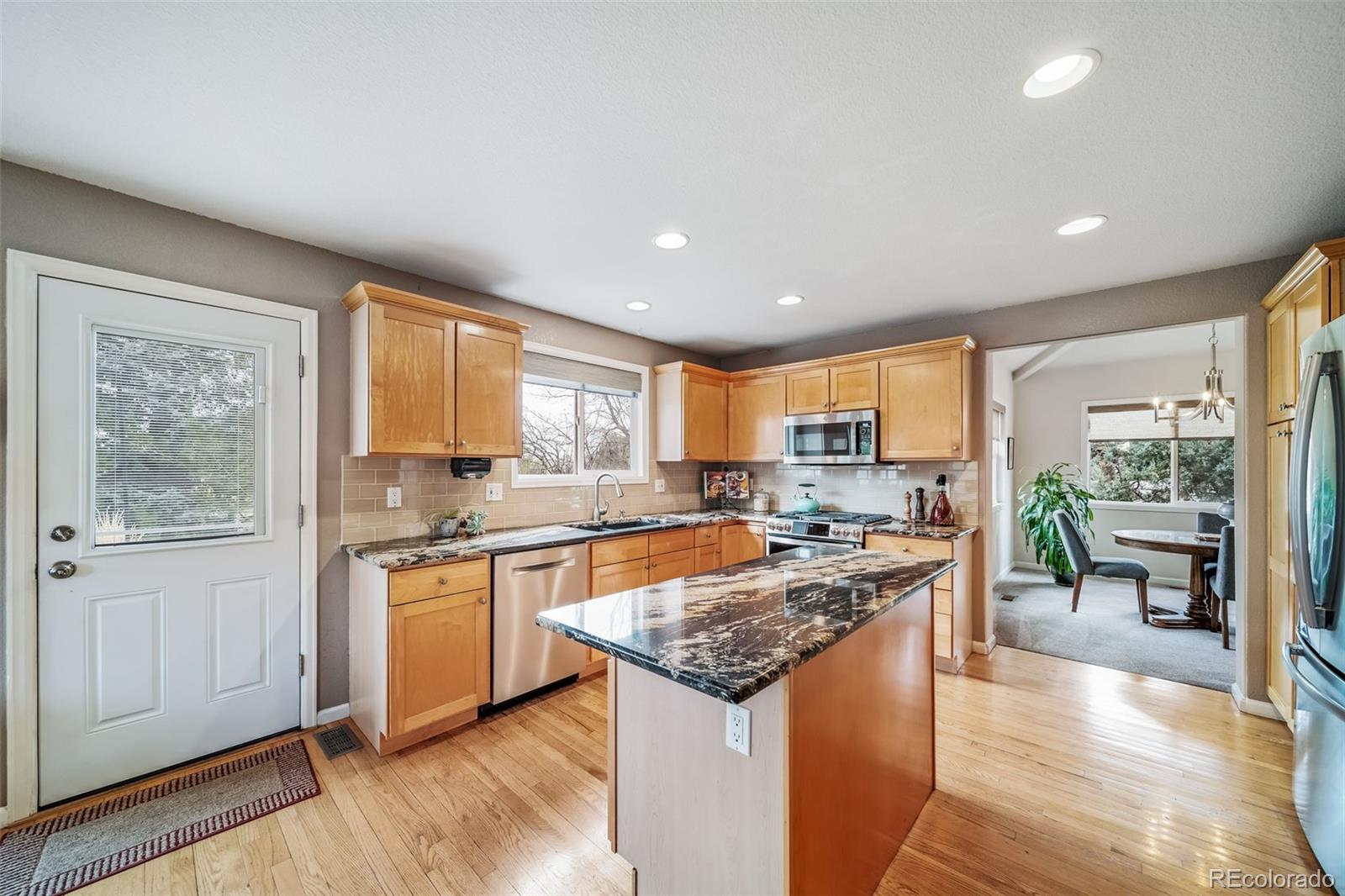 MLS Image #16 for 1014  willow court,longmont, Colorado