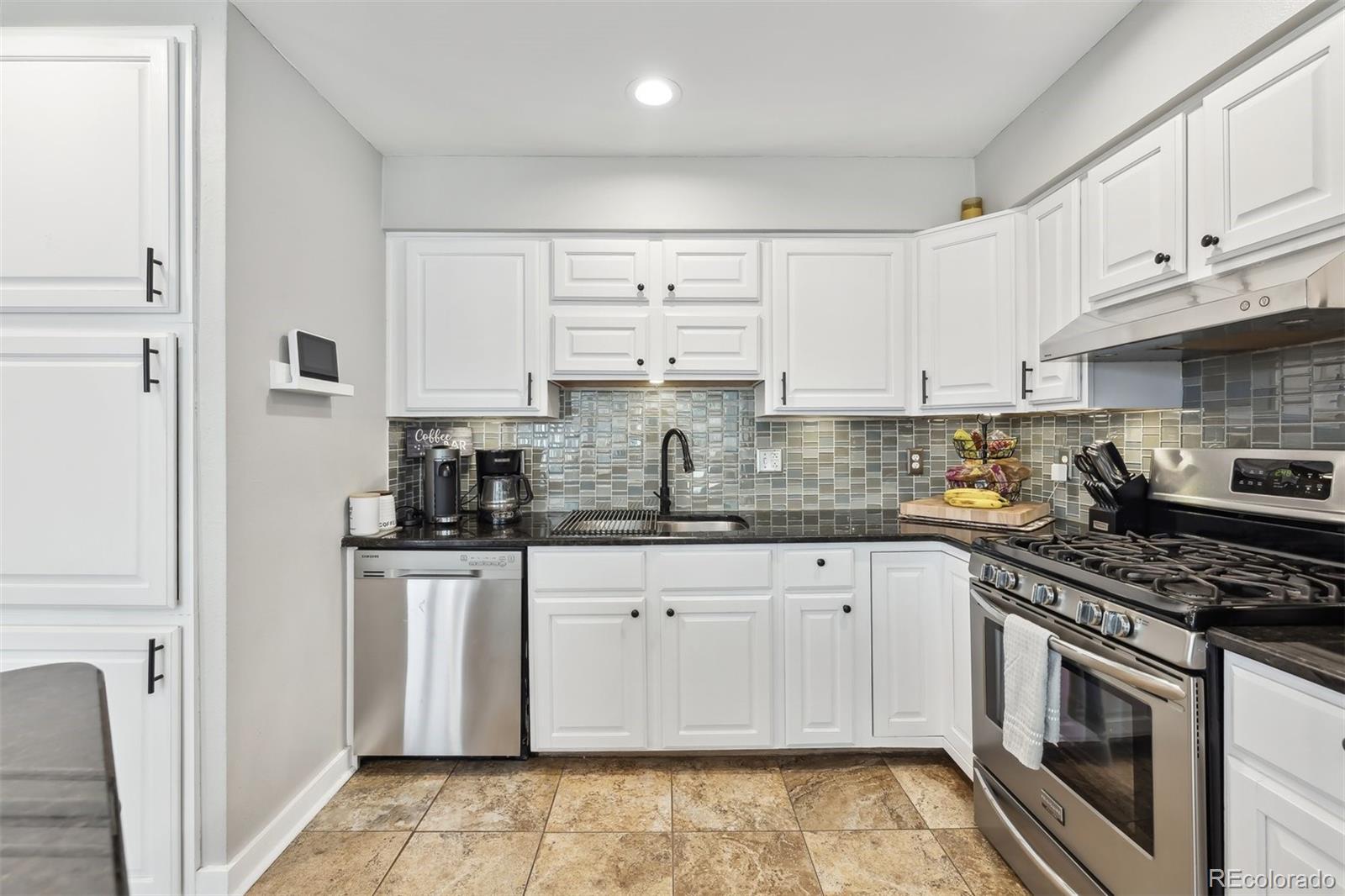 MLS Image #3 for 8700 s ammons street,littleton, Colorado